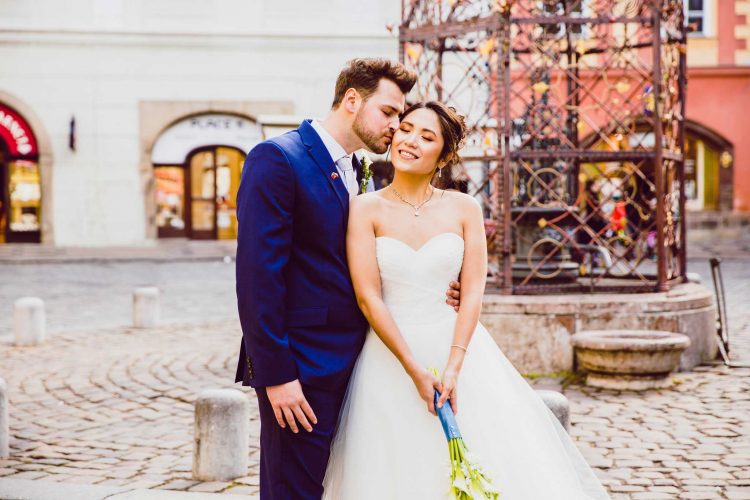 focení novomanželů v lese